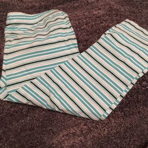 NWOT Patterned Leggings